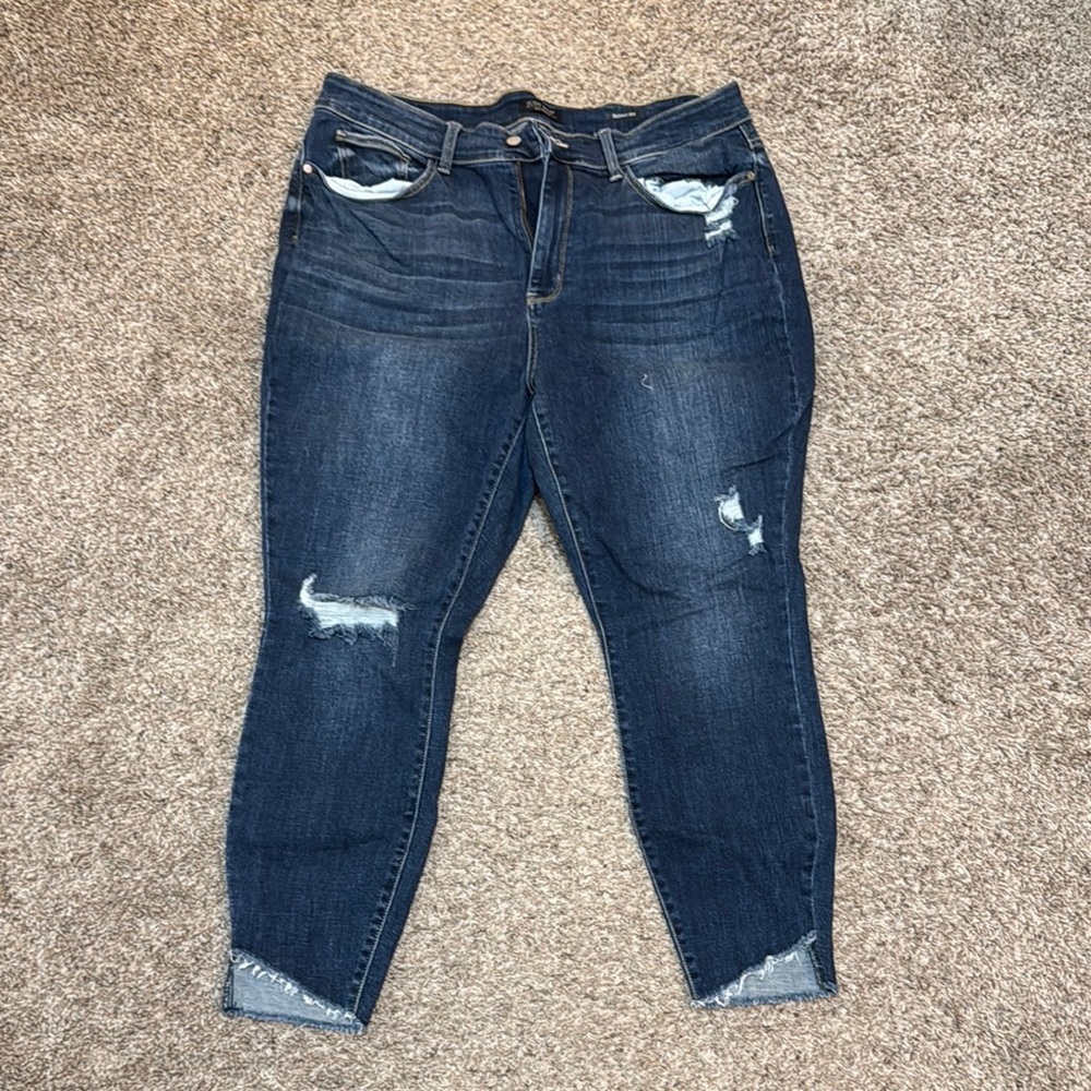 Judy blue Distressed skinny fit Dark Blue Women's Jeans LIKE NEW